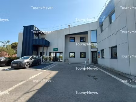vente bureaux 1 110 m²