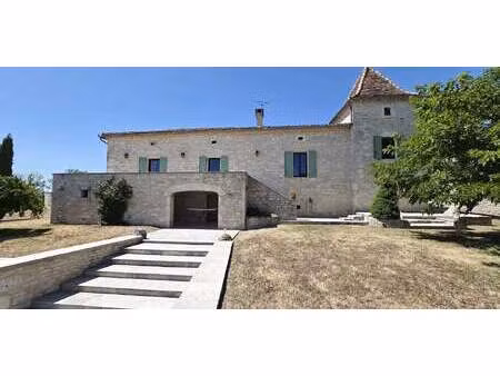 propriété avec piscine et jardin montcuq-en-quercy-blanc (46)