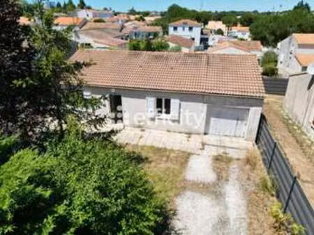 vente maison à royan (17200) : à vendre / 85m² royan