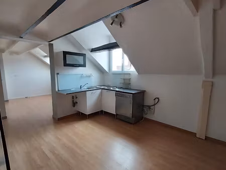 location appartement 2 pièces 25.46 m² à luzarches (95270)  588 €