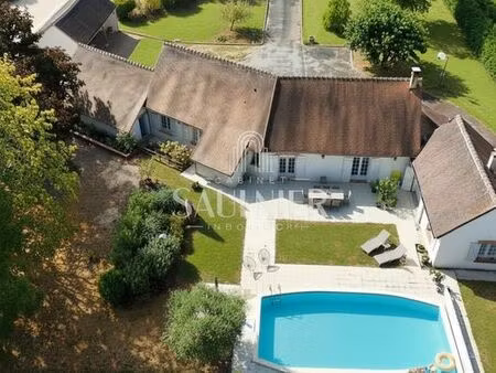 maison de luxe de 7 pièces en vente à contres  centre