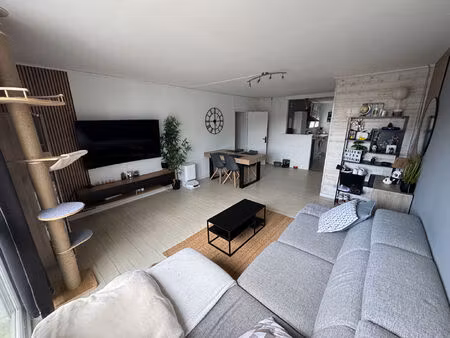 appartement 5 pièces 92 m² à vendre / acheter landivisiau 29400 ? | era immobilier