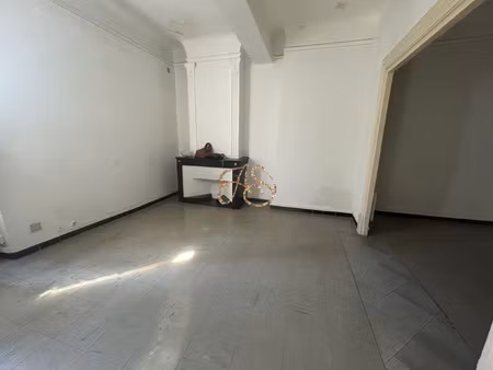 location appartement 2 pièces 55m² st gilles 30800