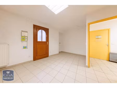 local professionnel à louer - riom (63) - 460€