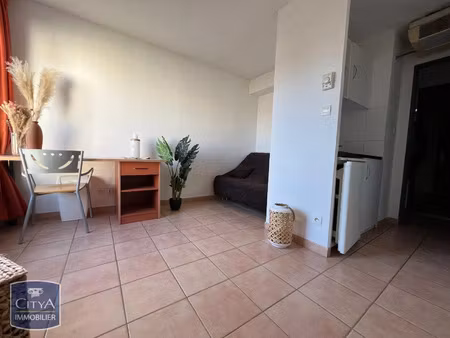 appartement à louer 1 pièce 16.55 m² - avignon (84) - 413€