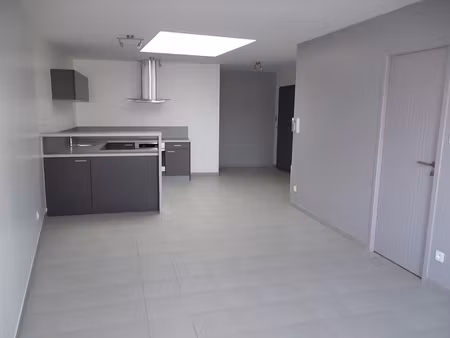 location appartement 2 pièces 51m² charlieu 42190