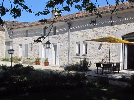 achat maison 4 pièces 170m² merignac 16200