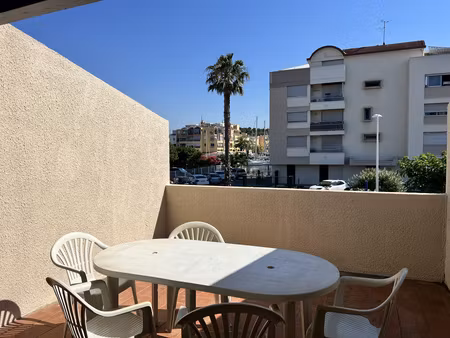 exclusivite - gruissan - pavillon 6 couchages avec terrasse et place de parking