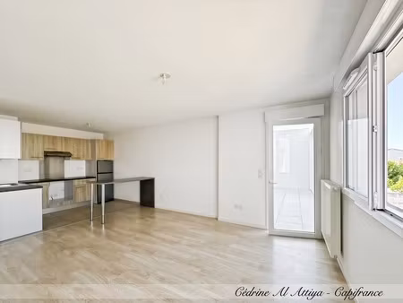 appartement à vendre à aytré  52m2  1 chambre  balcon  ascenseur et parking