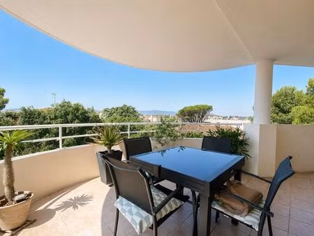 appartement de luxe 2 chambres en vente à saint-raphaël  provence-alpes-côte d'azur