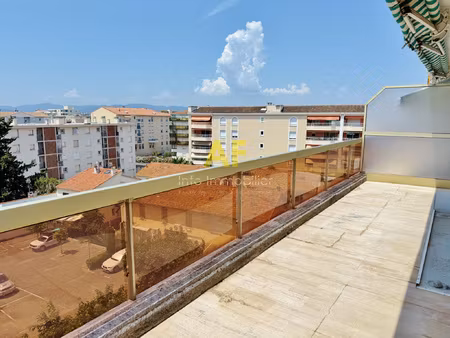 saint-raphaël coeur de ville appartement 3/4 pièces derni