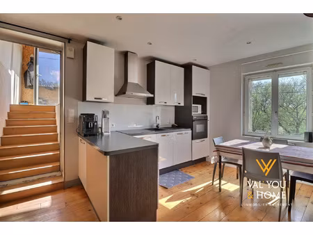 appartement t3 70 m2 avec terrasse dans une petite coproprié
