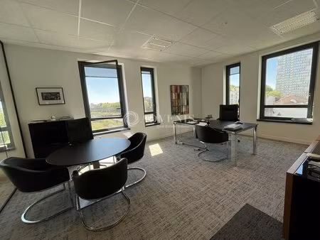 vente bureaux 348 m²