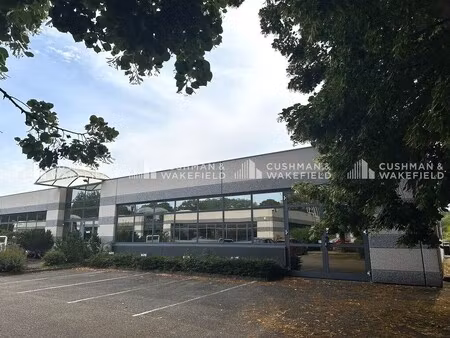 vente bureaux 131 m² à 332 m²
