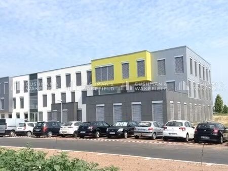 location bureaux 95 m² à 288 m²