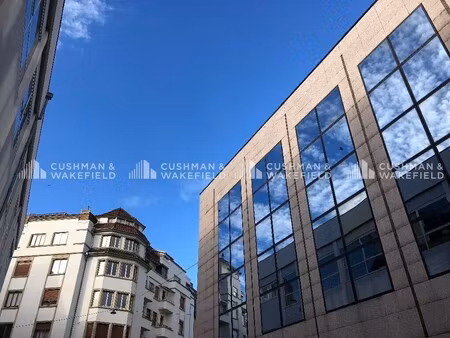 location bureaux 63 m² à 180 m²