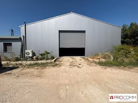 location entrepôt cavaillon 84300 300m²