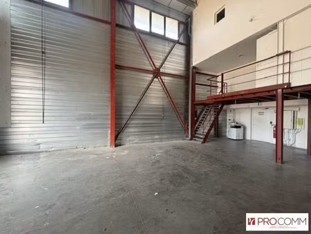 location local d’activités bedarrides 84370 250m²