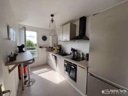 location appartement 4 pièces à caen la folie - couvrechef (14000) : à louer 4 pièces / 82
