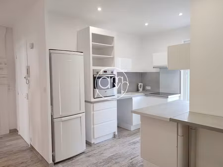 location appartement 2 pièces 50m² toulon 83100