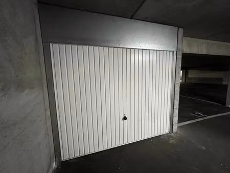 vente garage la rochelle (17000)