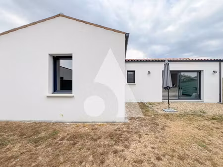 vente maison 4 pièces 85 m² saintes (17100)