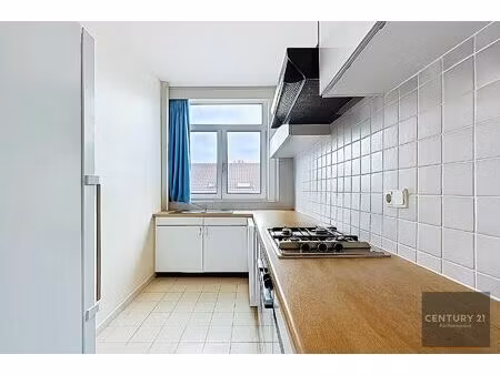 appartement à vendre avec 3 chambres   uccle (vbe48298)