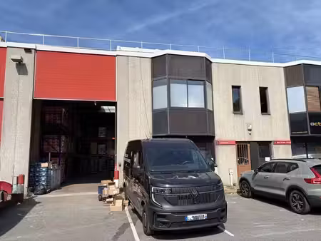 location local d’activités 265m²