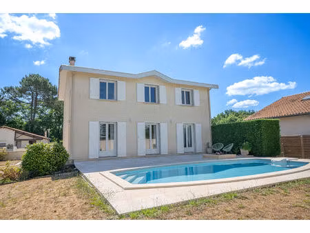 maison saint medard en jalles 6 pièce(s) 137.22m2