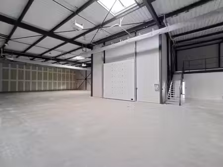 location local d’activités janneyrias 38280 522m² à 10329m²