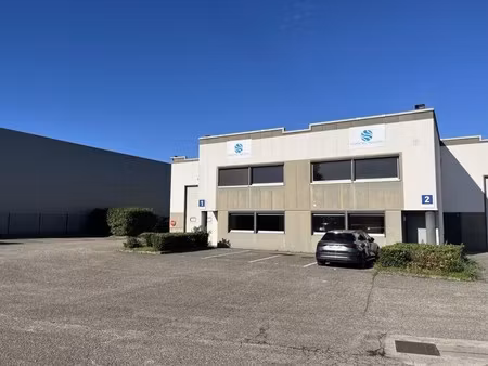 location local d’activités decines charpieu 69150 396m² à 2322m²