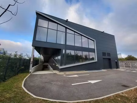 location local d’activités venissieux 69200 1204m² à 3757m²