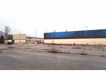 location local d’activités villebois 01150 1500m² à 3400m²
