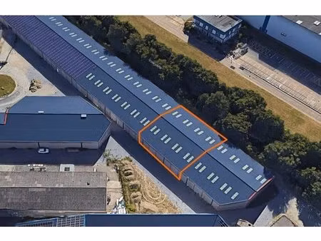 location local d’activités dinard 35800 600m²