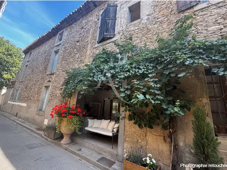 vente maison 7 pièces  195.00m²  pépieux