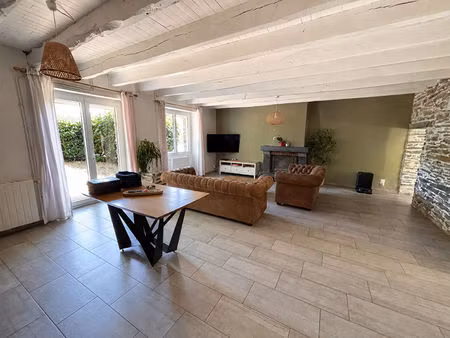 vente maison 5 pièces  118.00m²  nozay