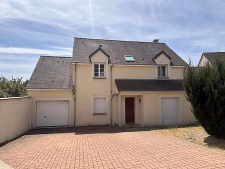 location maison 5 pièces 121 m² à fontaine-la-guyon (28190)