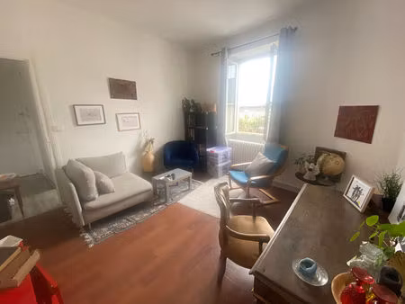 t2 bis 47m² non meublé - rue dufour