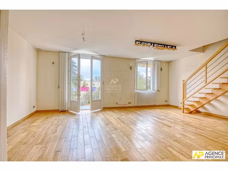 vente appartement 3 pièces 105 m² à versailles (78000)  640 000 €