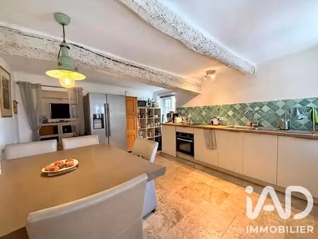 appartement à la garde-freinet (83680)