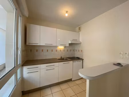 location appartement 2 pièces 41 m² à tours (37000)