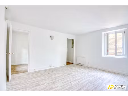 vente appartement 3 pièces 46.55 m² à versailles (78000)  335 000 €