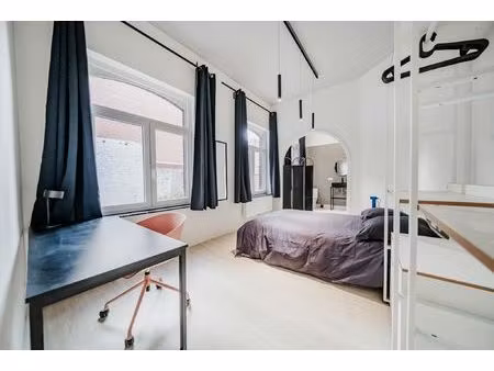 maison en colocation à boulevard alfred de fontaine charleroi (vbe48522)