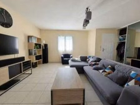 vente maison à chemille (49120) : à vendre / 101m² chemille
