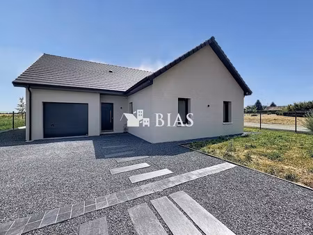 vente maison 6 pièces 110 m² à vraiville (27370)  329 000 €
