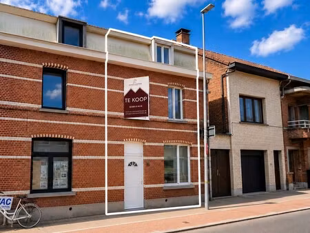 huis te koop in sint-niklaas met 4 slaapkamers