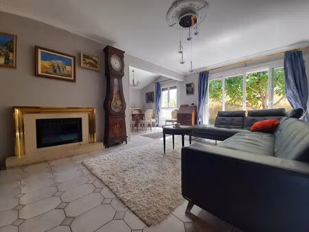 vente maison 7 pièces  127.00m²  saint