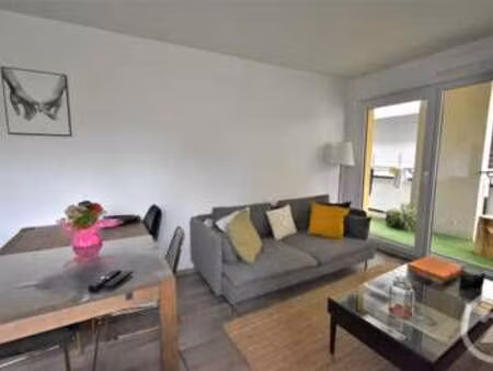 location appartement 2 pièces à changé (53810) : à louer 2 pièces / 45m² changé