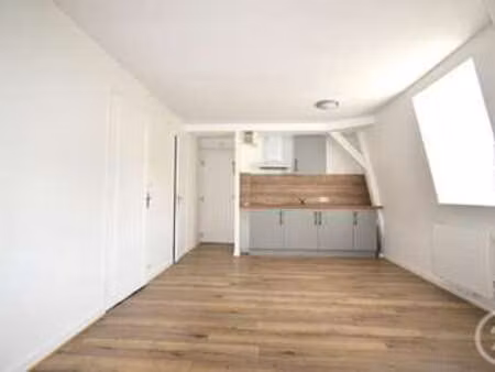 location appartement 2 pièces à saint-berthevin (53940) : à louer 2 pièces / 36m² saint-be