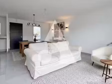 vente maison saintes 17100 - - surface privée